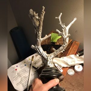 Jewelry tree holder